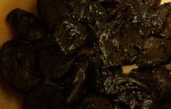 Говядина с черносливом в мультиварке – нереально вкусно!